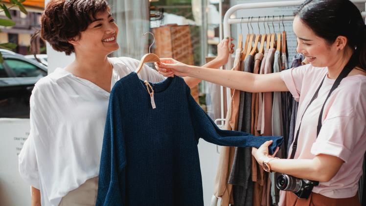 Starting Your Own Fashion Brand: Tips and Pitfalls